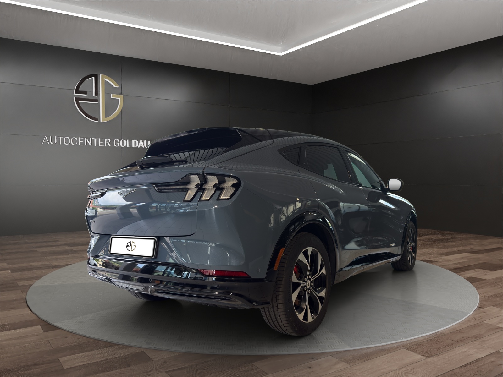 FORD Mustang MACH-E Premium AWD 99 kWh-image-3