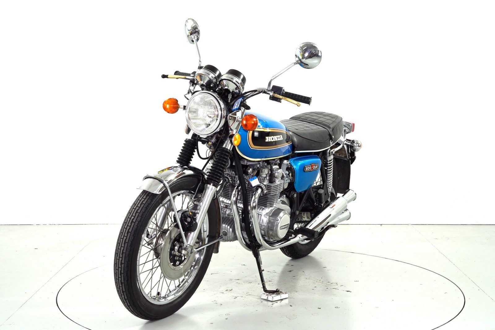 HONDA CB 500-showroom-element-2