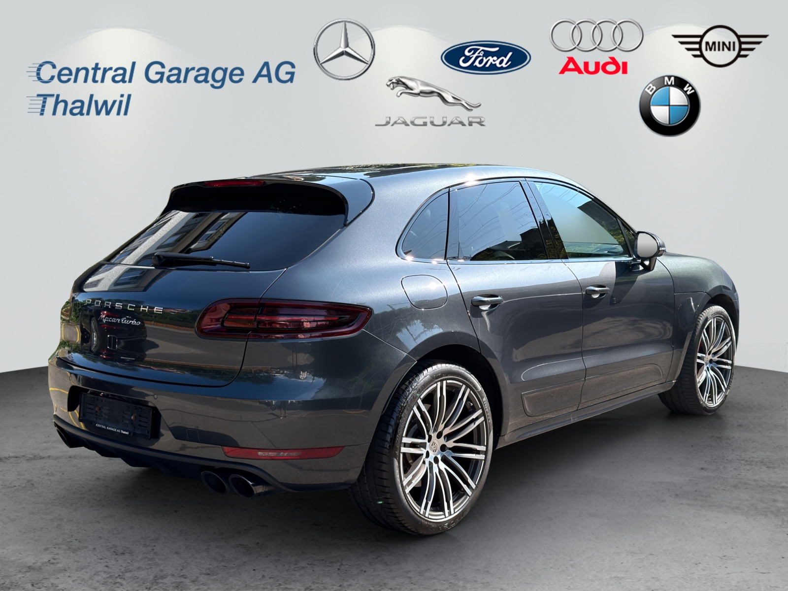 PORSCHE Macan Turbo Performance PDK-image-5