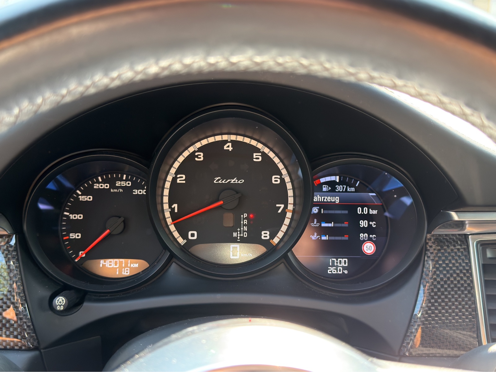 PORSCHE Macan Turbo Performance PDK-image-11