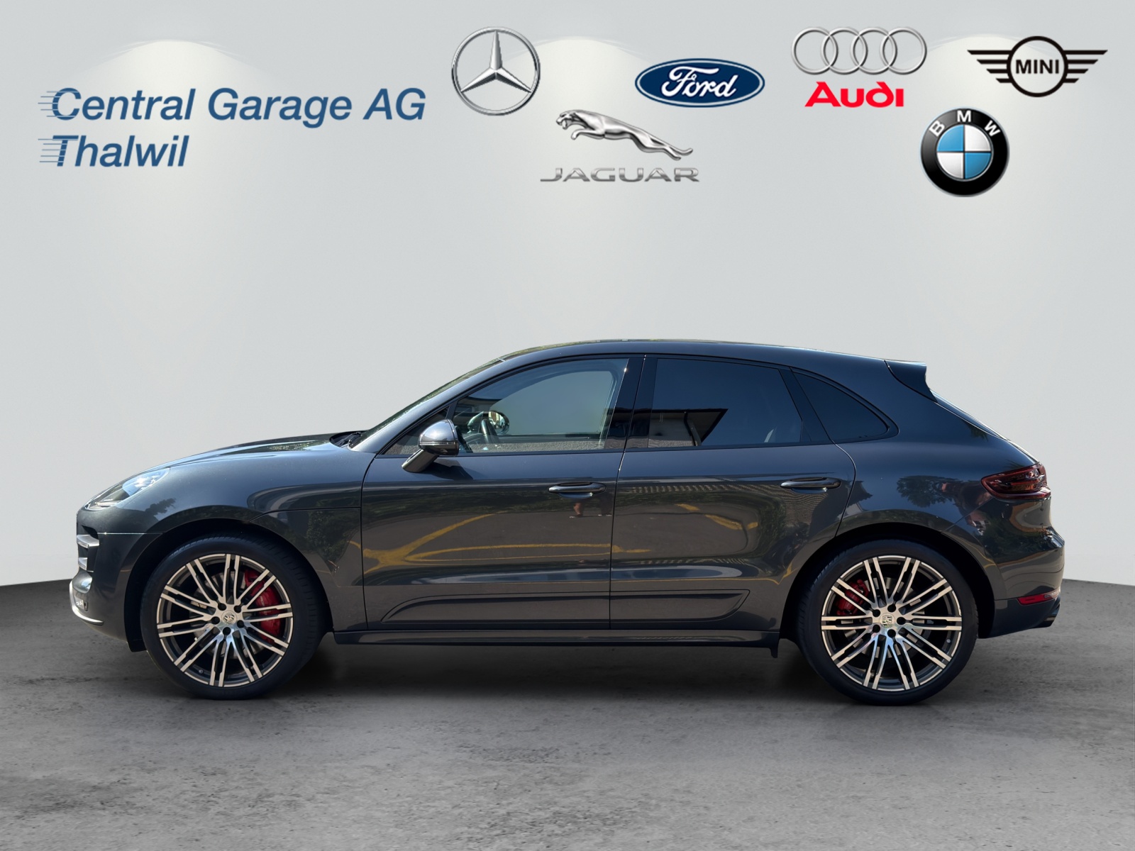 PORSCHE Macan Turbo Performance PDK-image-2