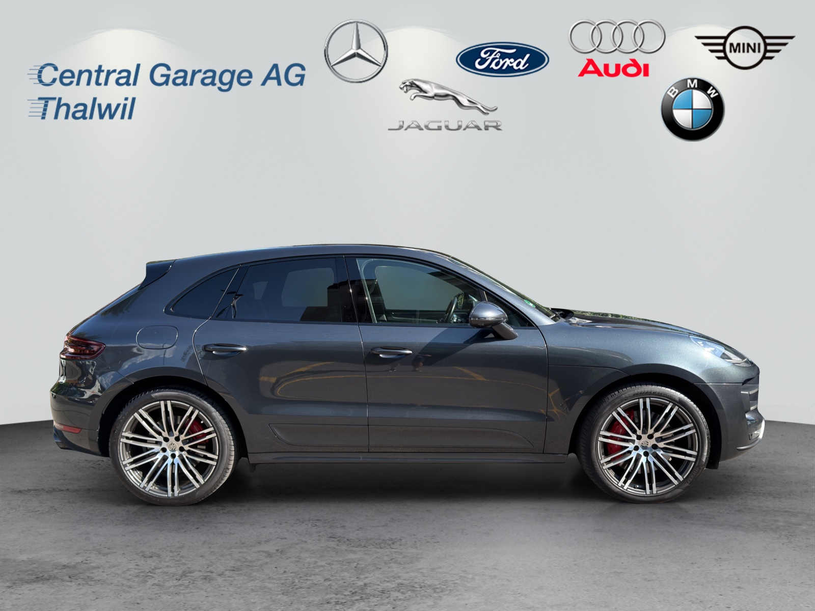 PORSCHE Macan Turbo Performance PDK-image-6