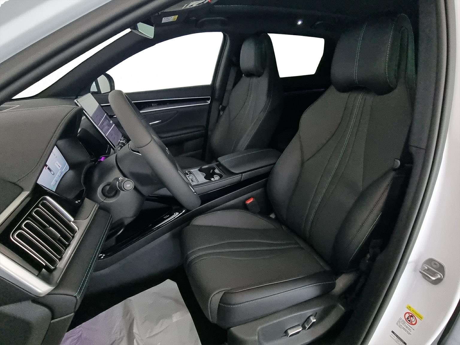 BYD Seal U DM-i Comfort FWD-image-5
