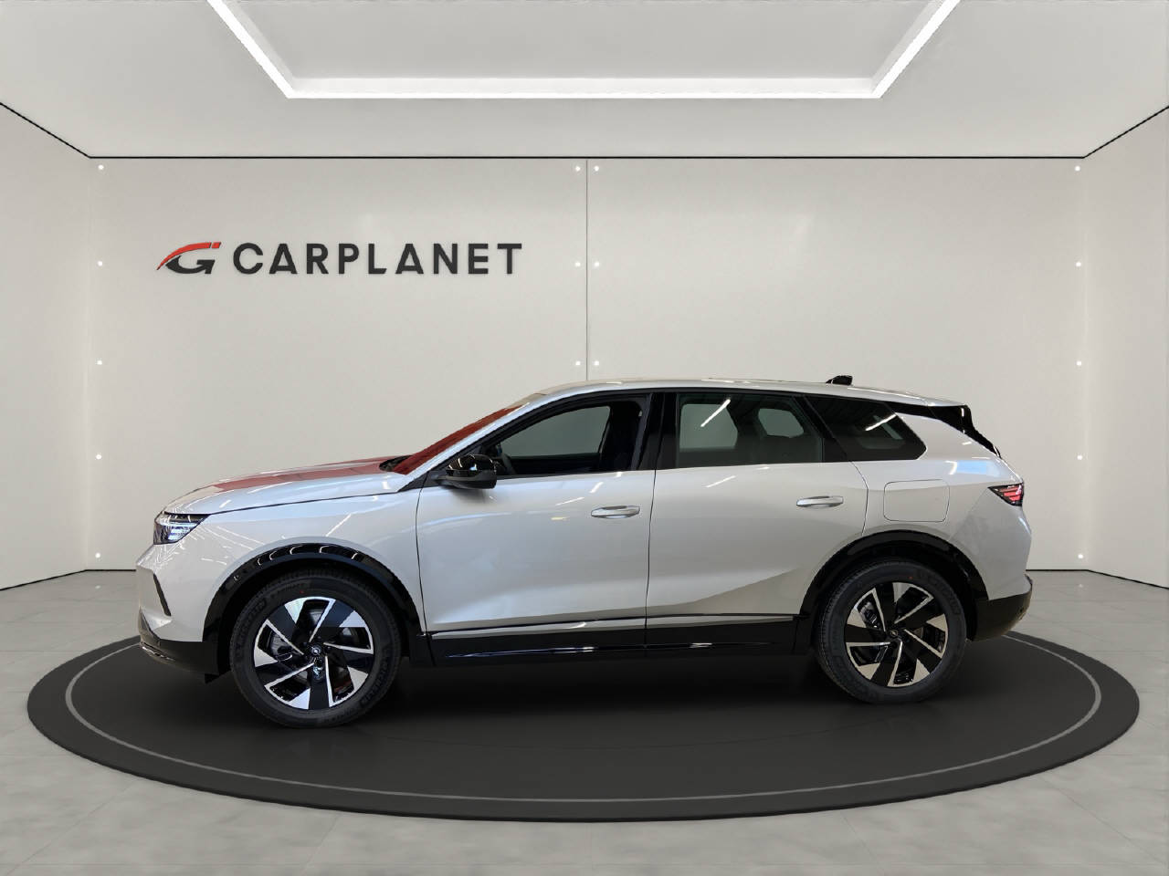 OPEL Grandland 1.6 T PHEV Edition-image-1