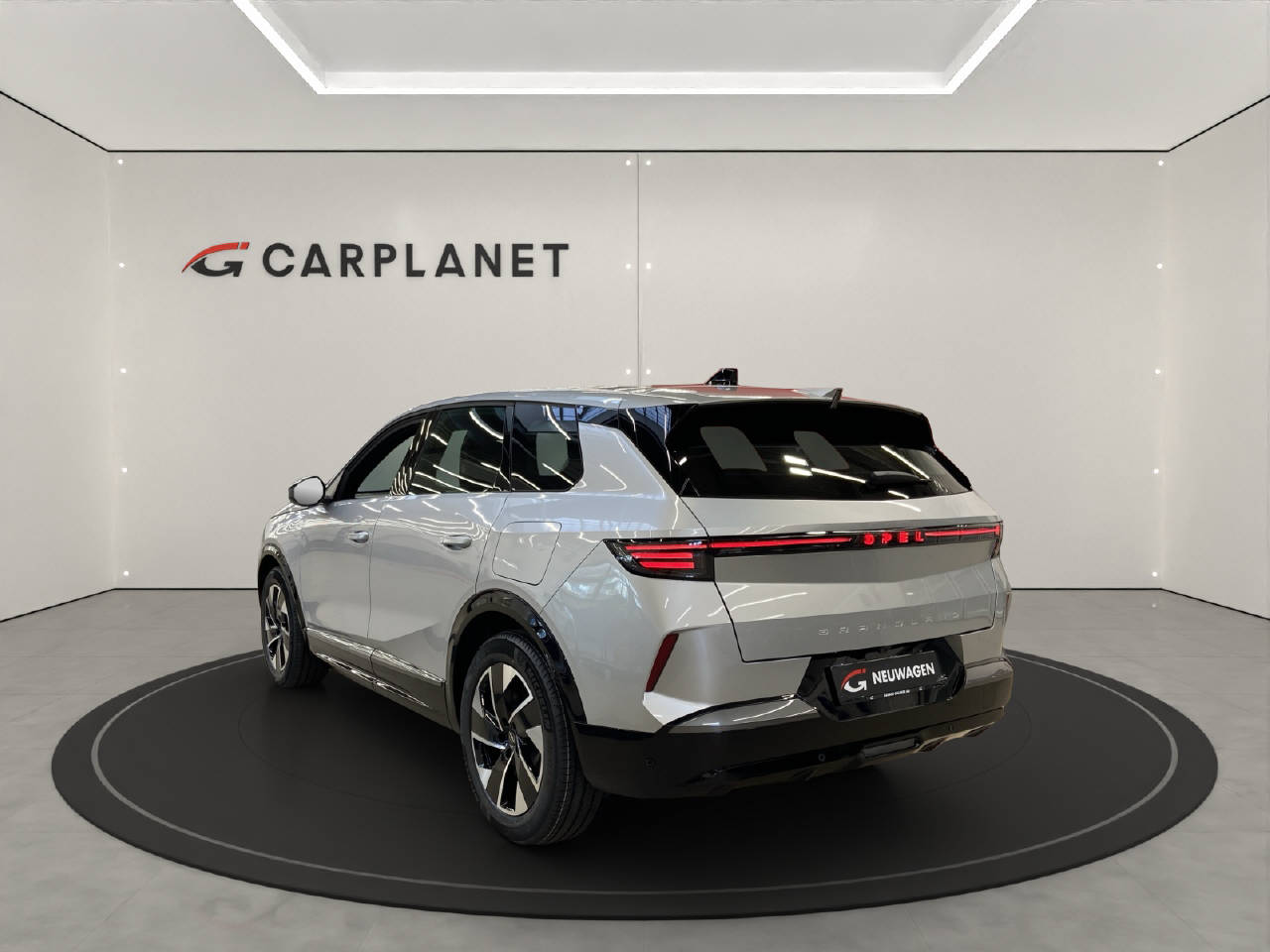 OPEL Grandland 1.6 T PHEV Edition-image-3