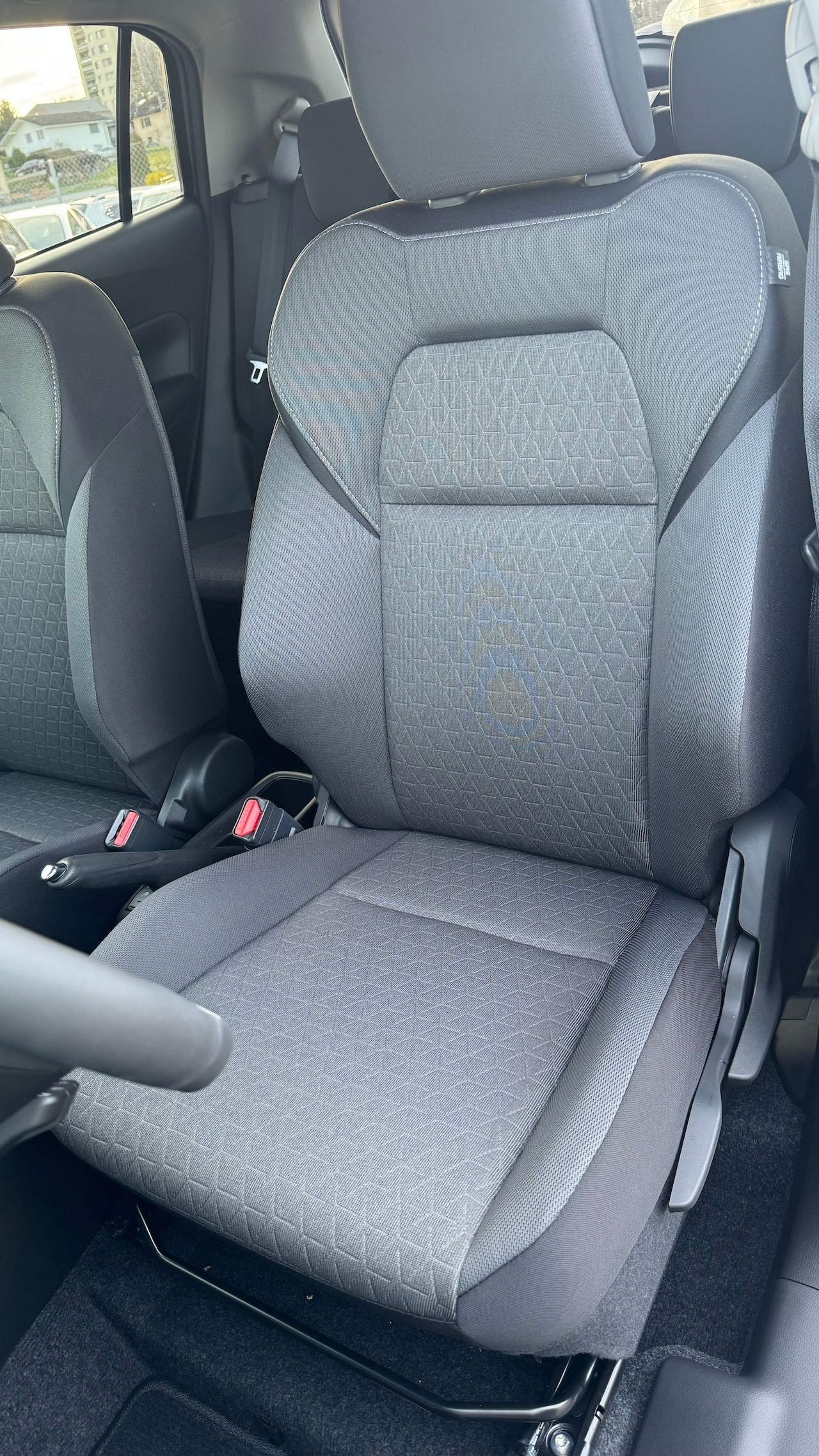 SUZUKI NEW SWIFT 1.2 COMPACT TOP HYBRID 4X4-image-13