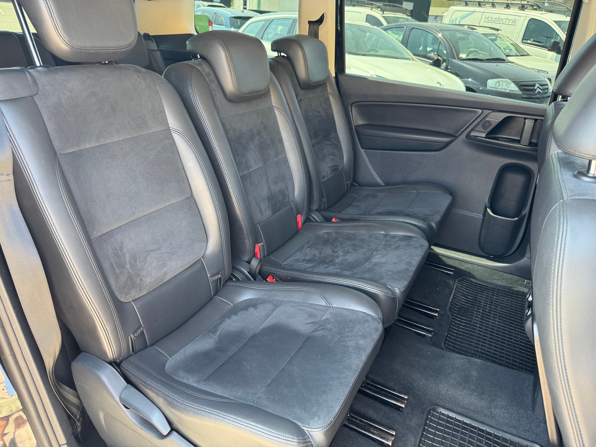 VW Sharan 2.0 TDI BlueMotion Technology Highline DSG-image-12