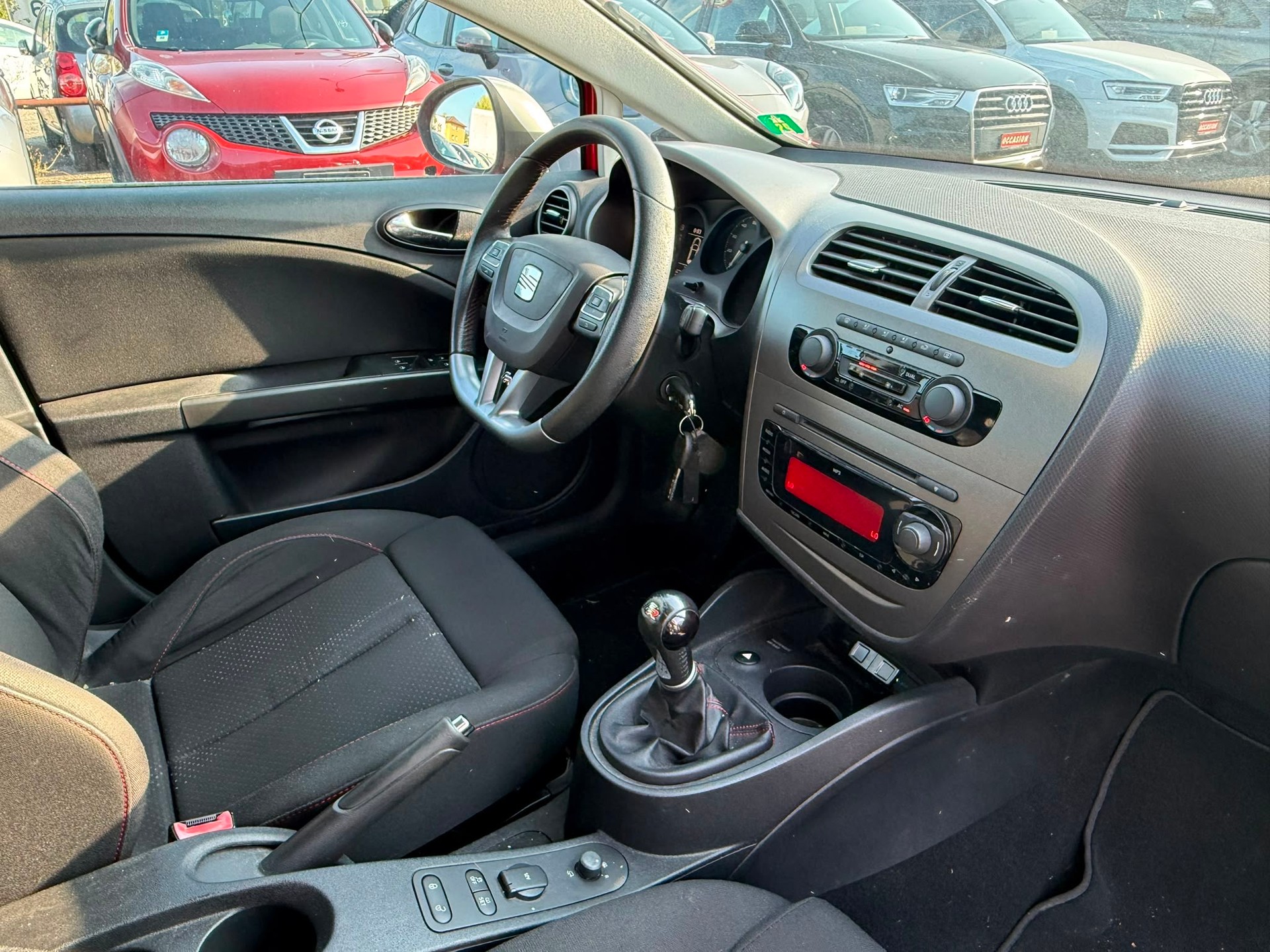SEAT Leon 2.0 TSI FR-image-10