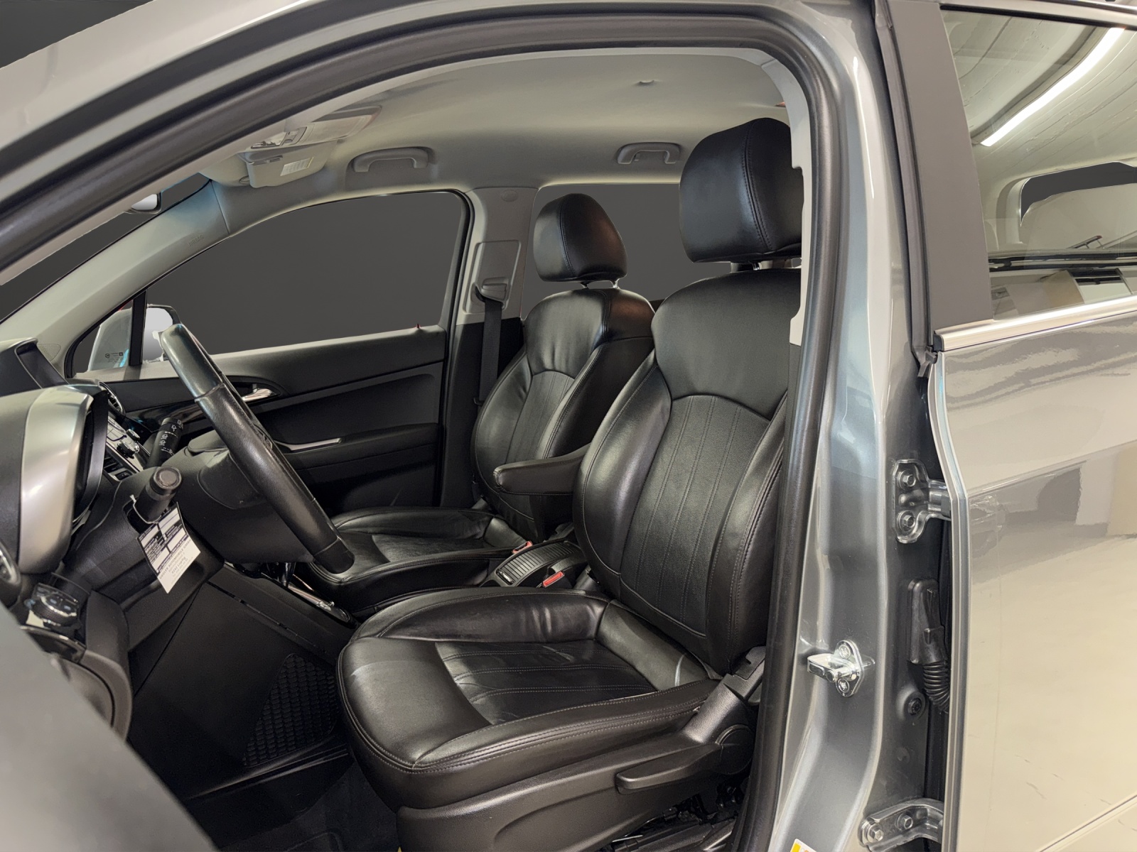 CHEVROLET Orlando 2.0 VCDi LTZ Automatic-image-6