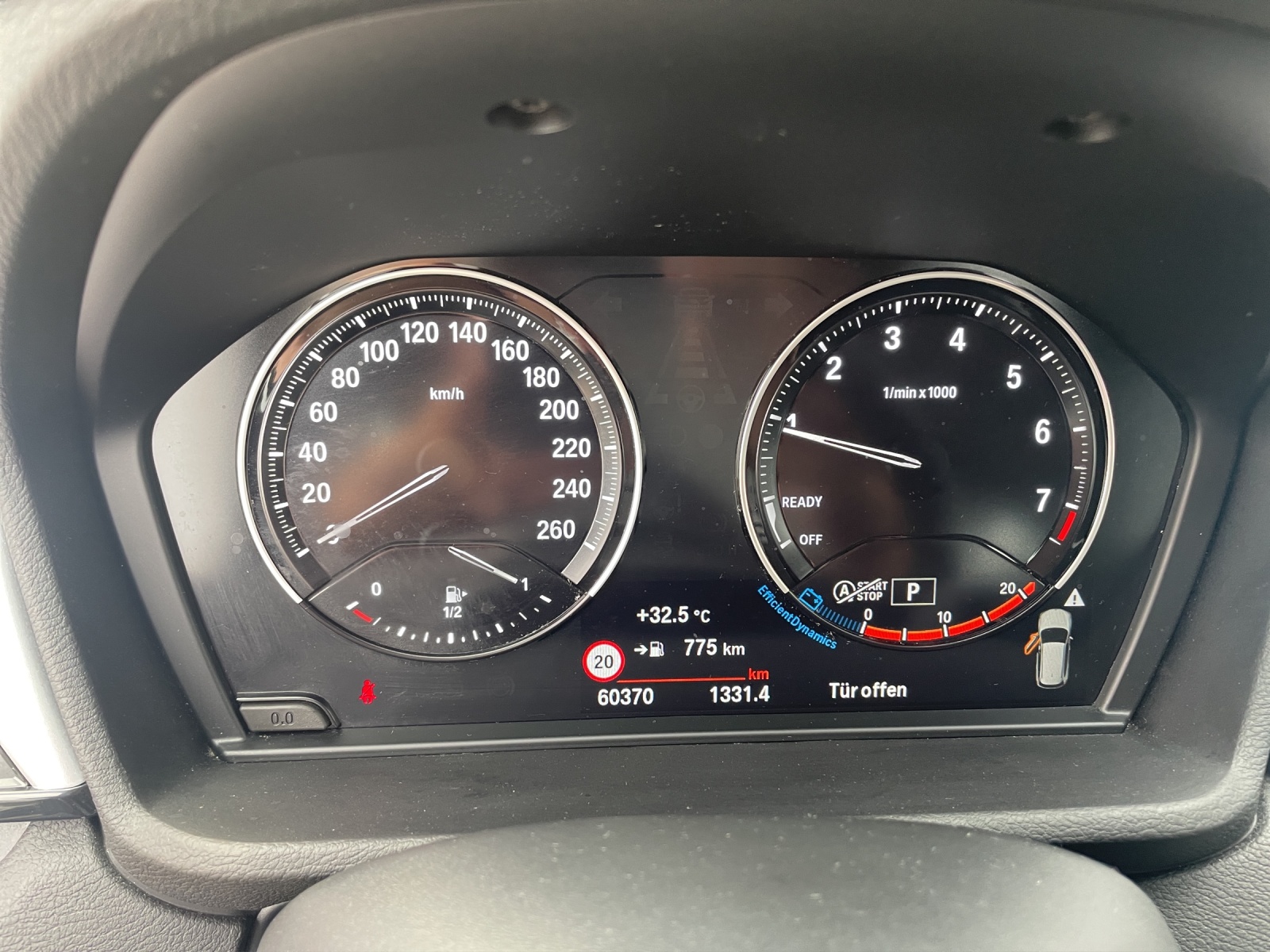 BMW X1 sDrive 18i-image-12