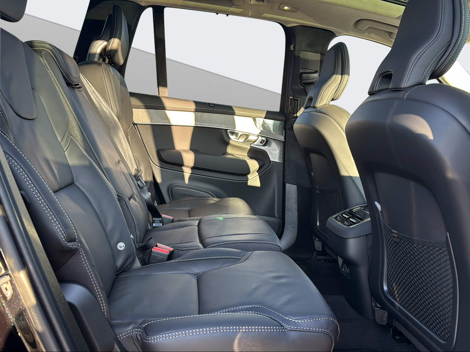 VOLVO XC90 2.0 B5 MH Ultra Bright AWD-image-10