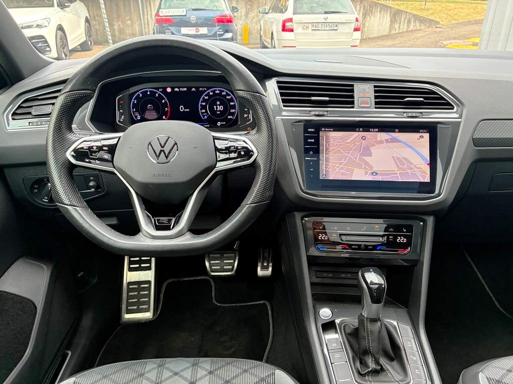 VW Tiguan 2.0TSI R-Line 4Motion DSG-image-11