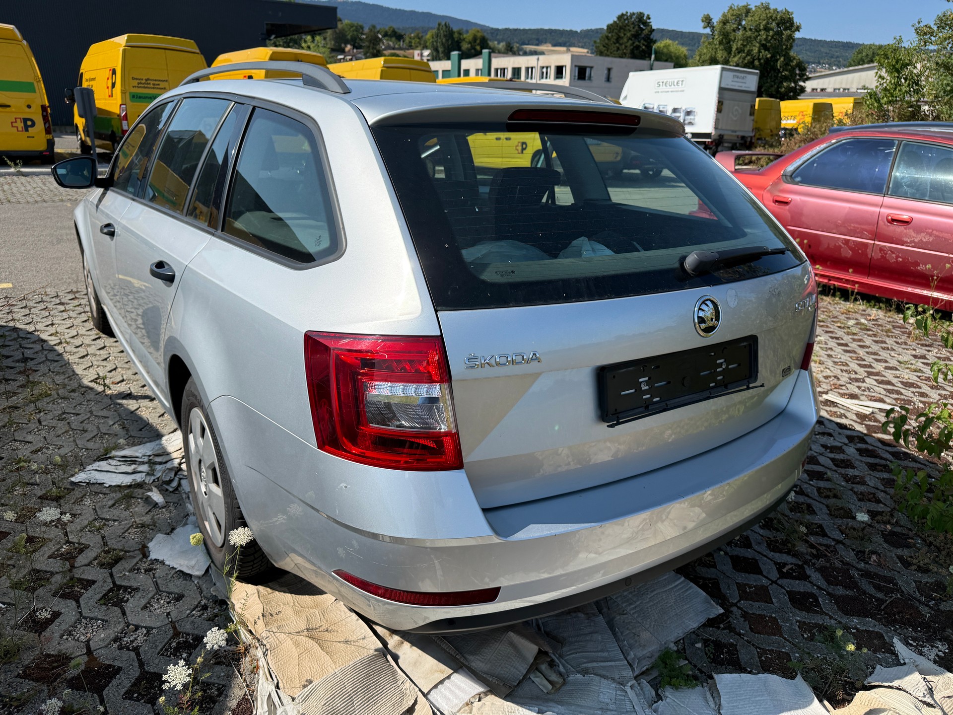 SKODA Octavia Combi 1.0 TSI Ambition-image-3