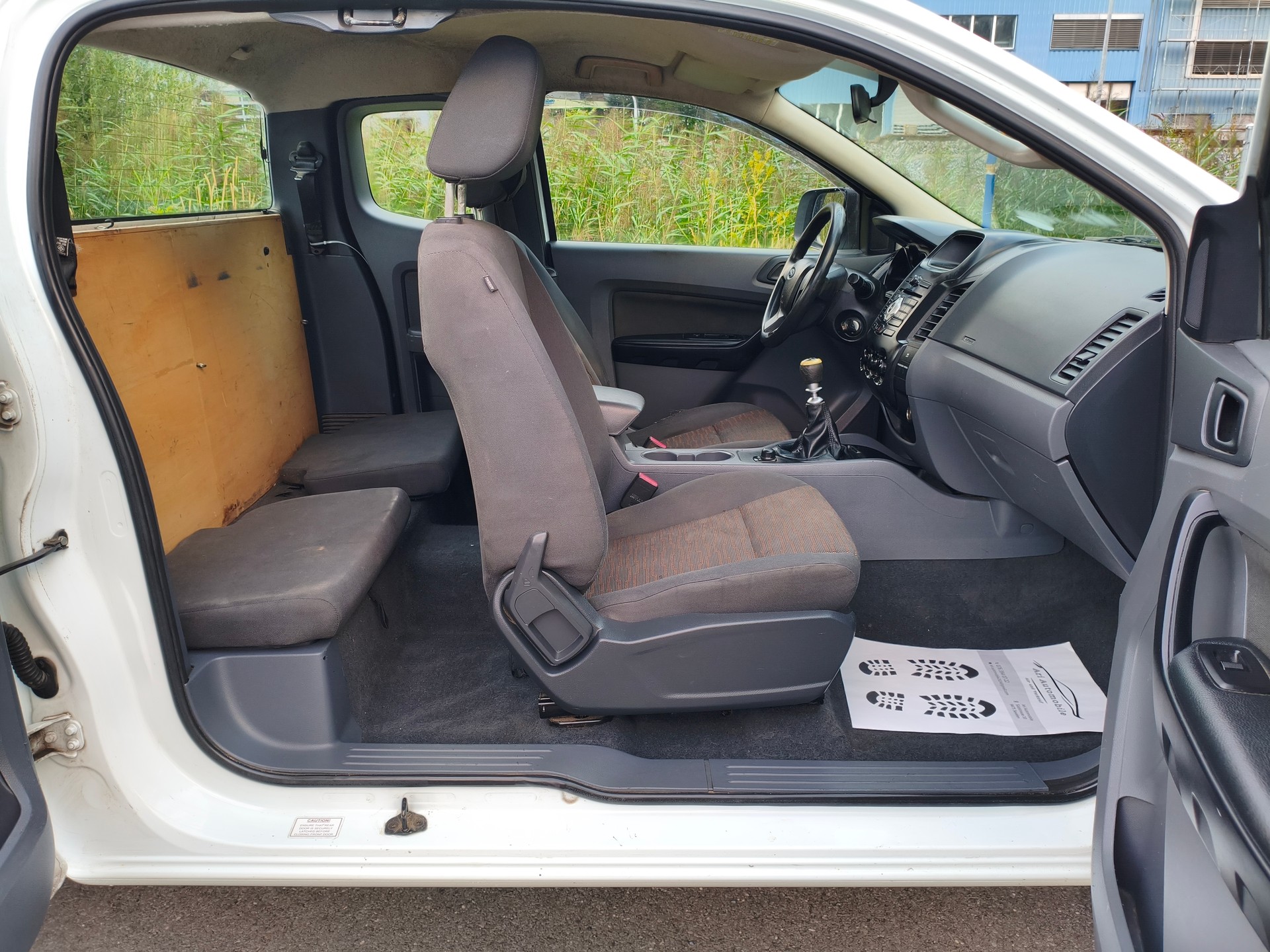 FORD Ranger XL 2.2 TDCi 4x4-image-12