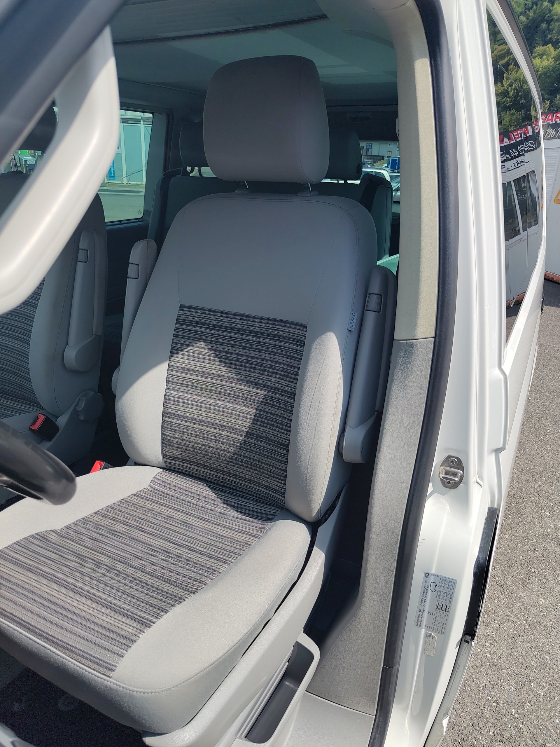 VW T5 California 2.0 TDI Comfortline 4Motion-image-6