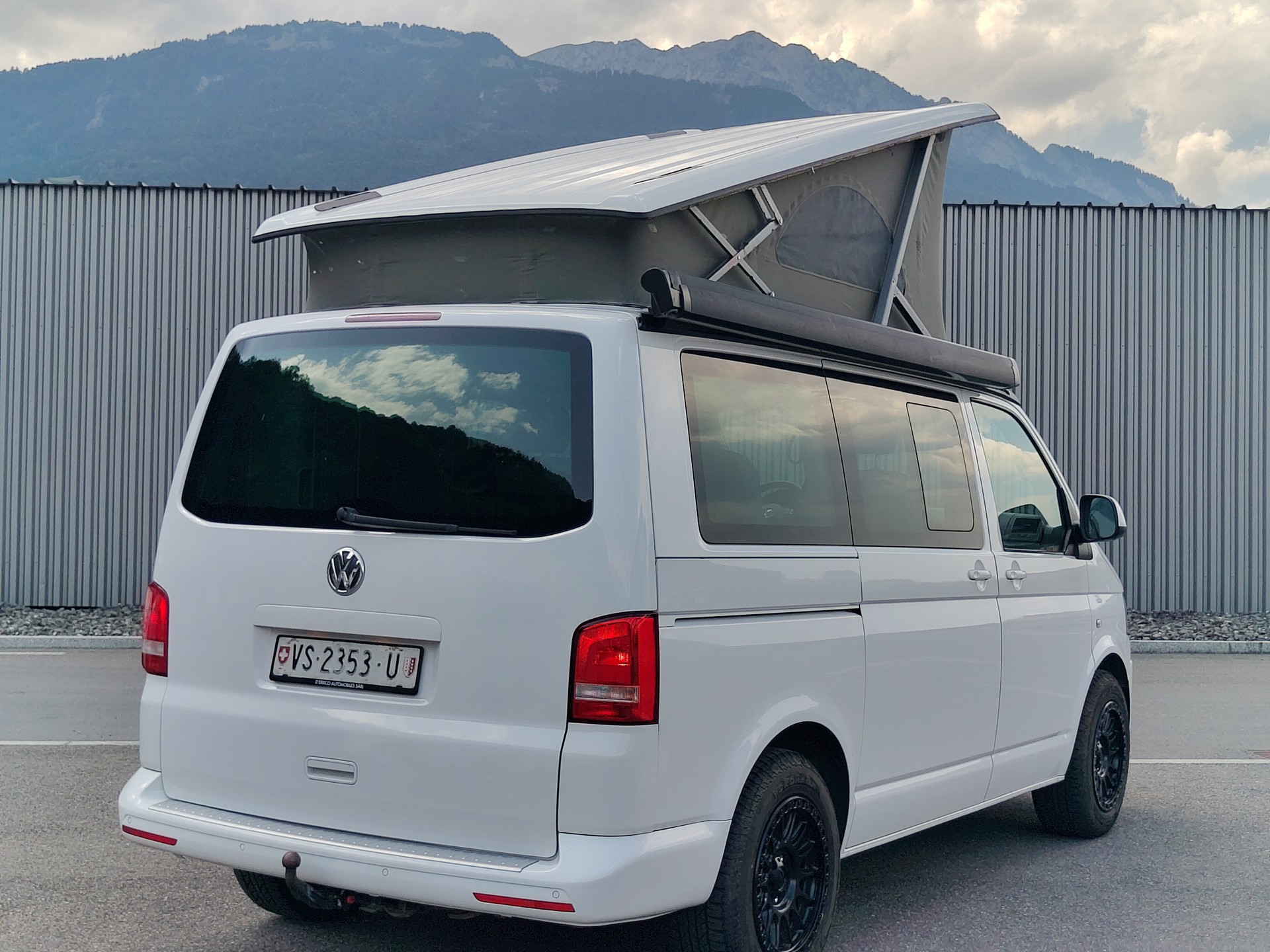 VW T5 California 2.0 TDI Comfortline 4Motion-image-4
