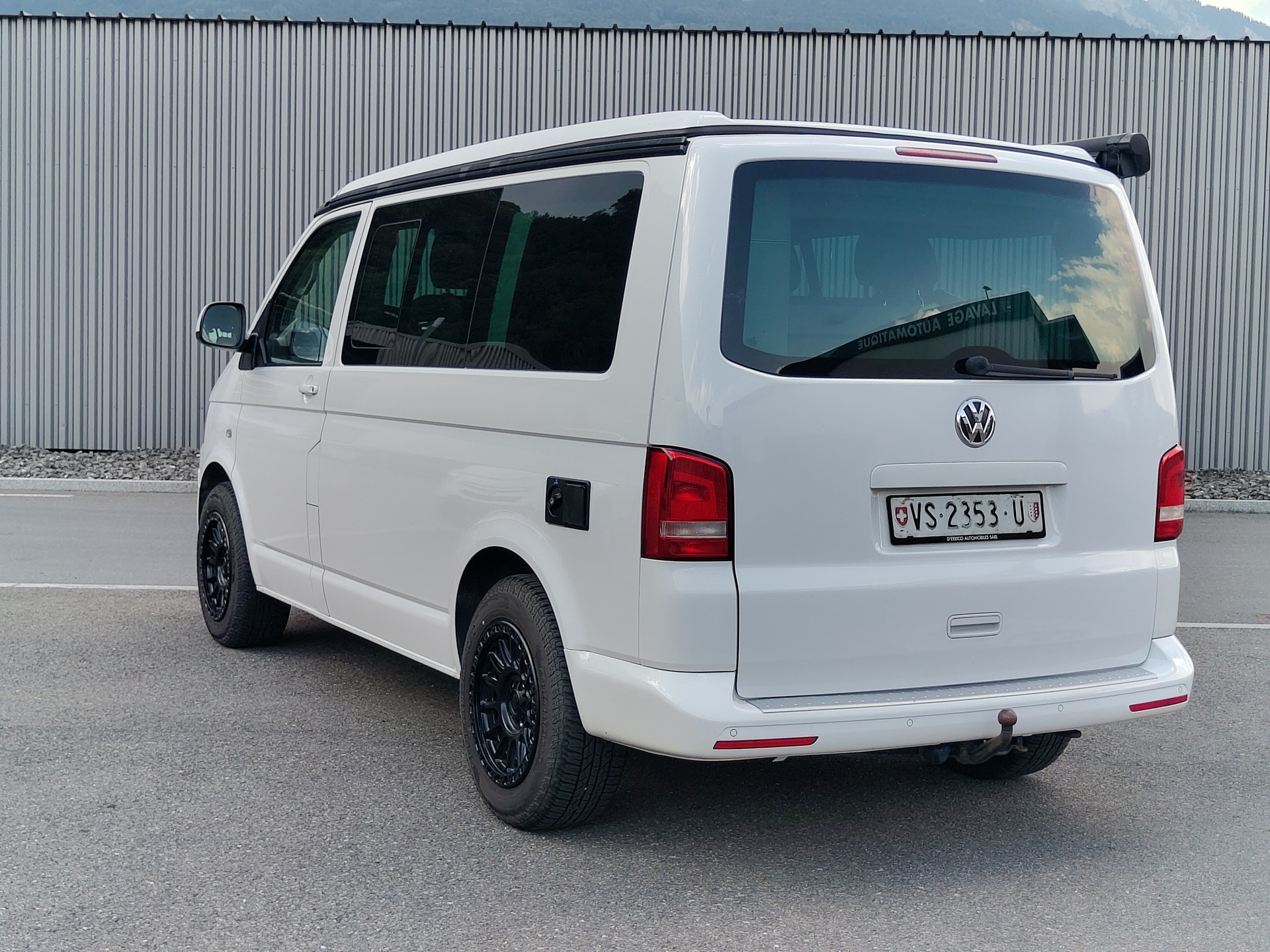 VW T5 California 2.0 TDI Comfortline 4Motion-image-2