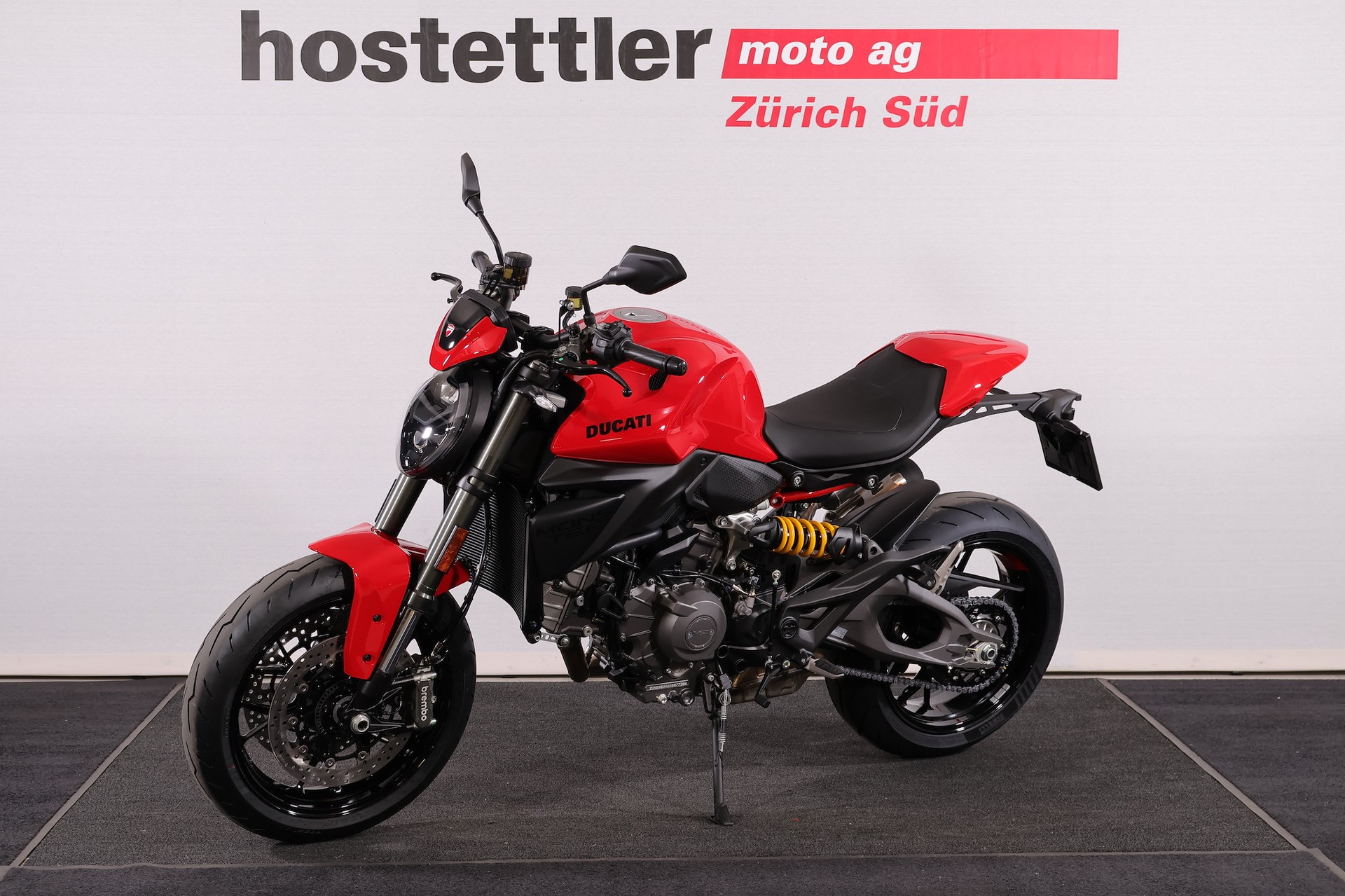 DUCATI Monster + (67)-showroom-element-1