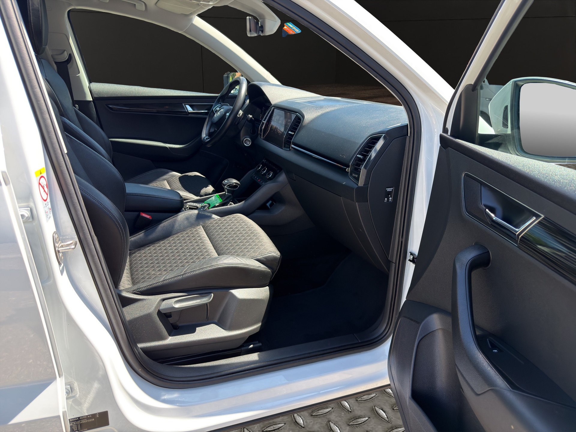 SKODA Karoq 1.5 TSI ACT SportLine DSG-image-9
