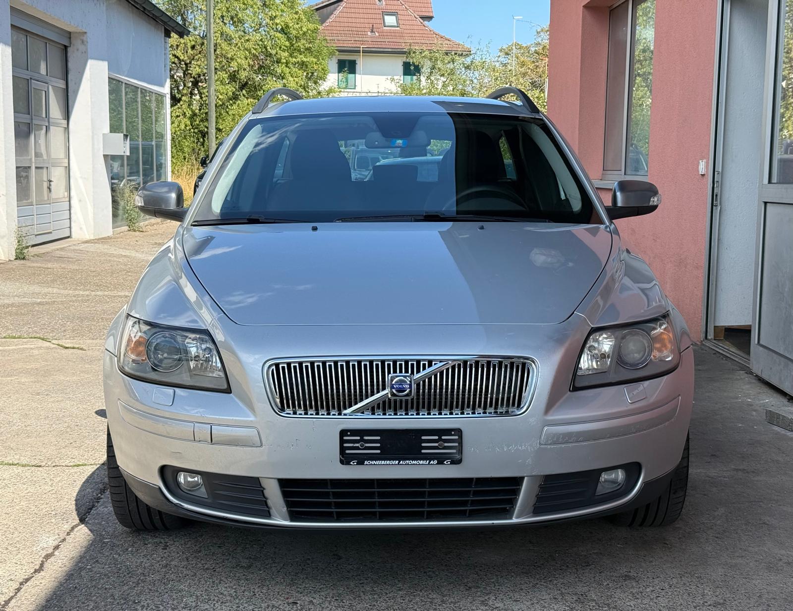 VOLVO V50 2.4 Geartronic / MFK 08.2026-image-1