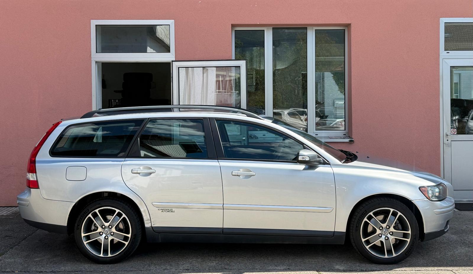 VOLVO V50 2.4 Geartronic / MFK 08.2026-image-2