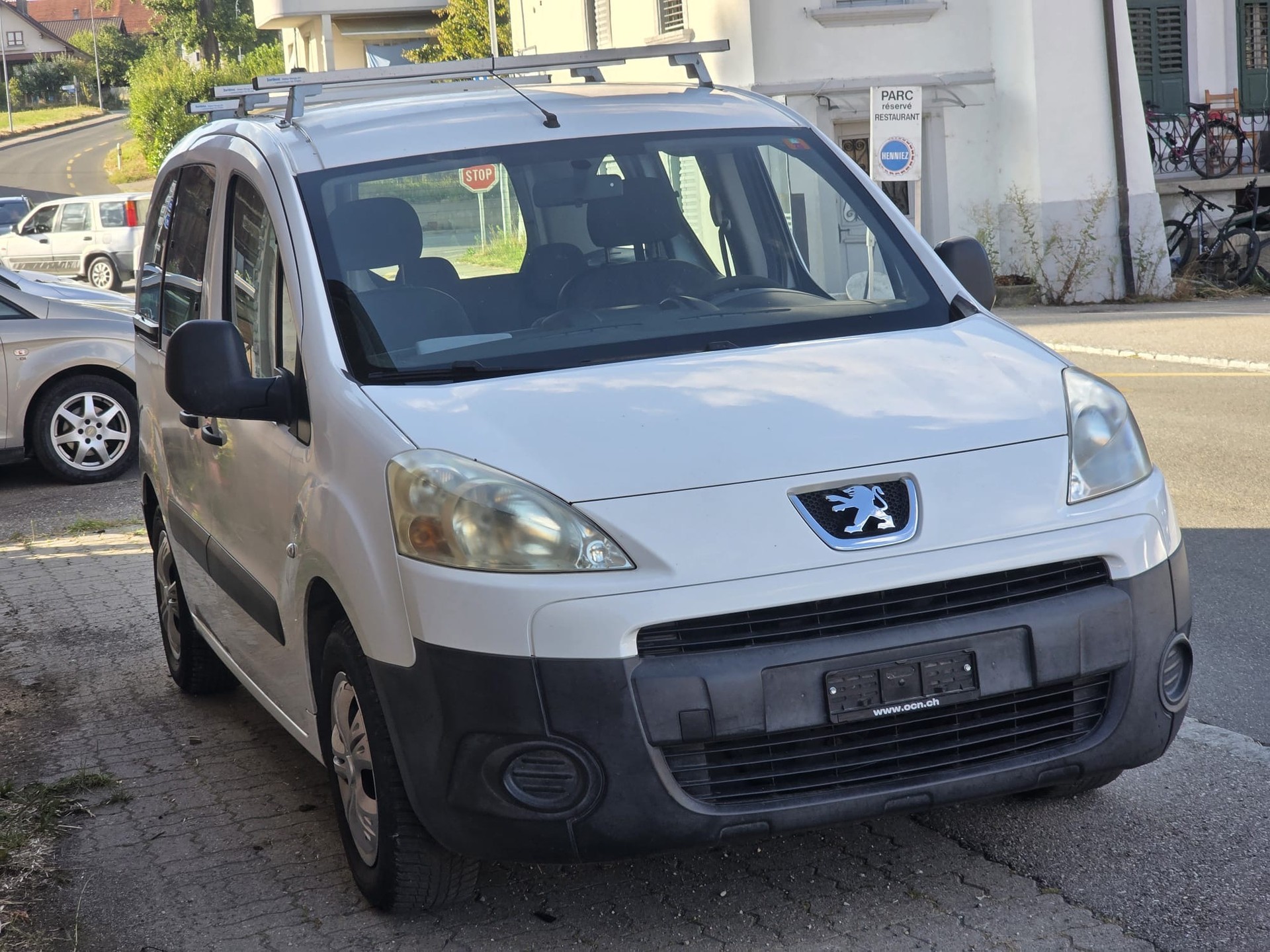 PEUGEOT Partner 1.6 Urban-image-1