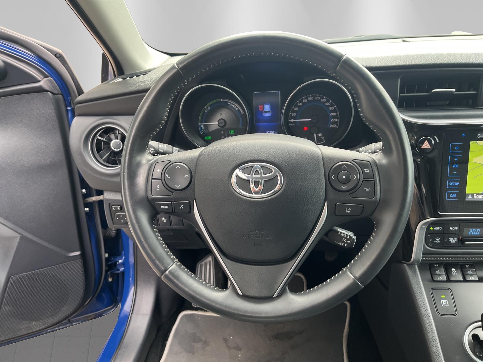 TOYOTA Auris 1.8 HSD Trend-image-11