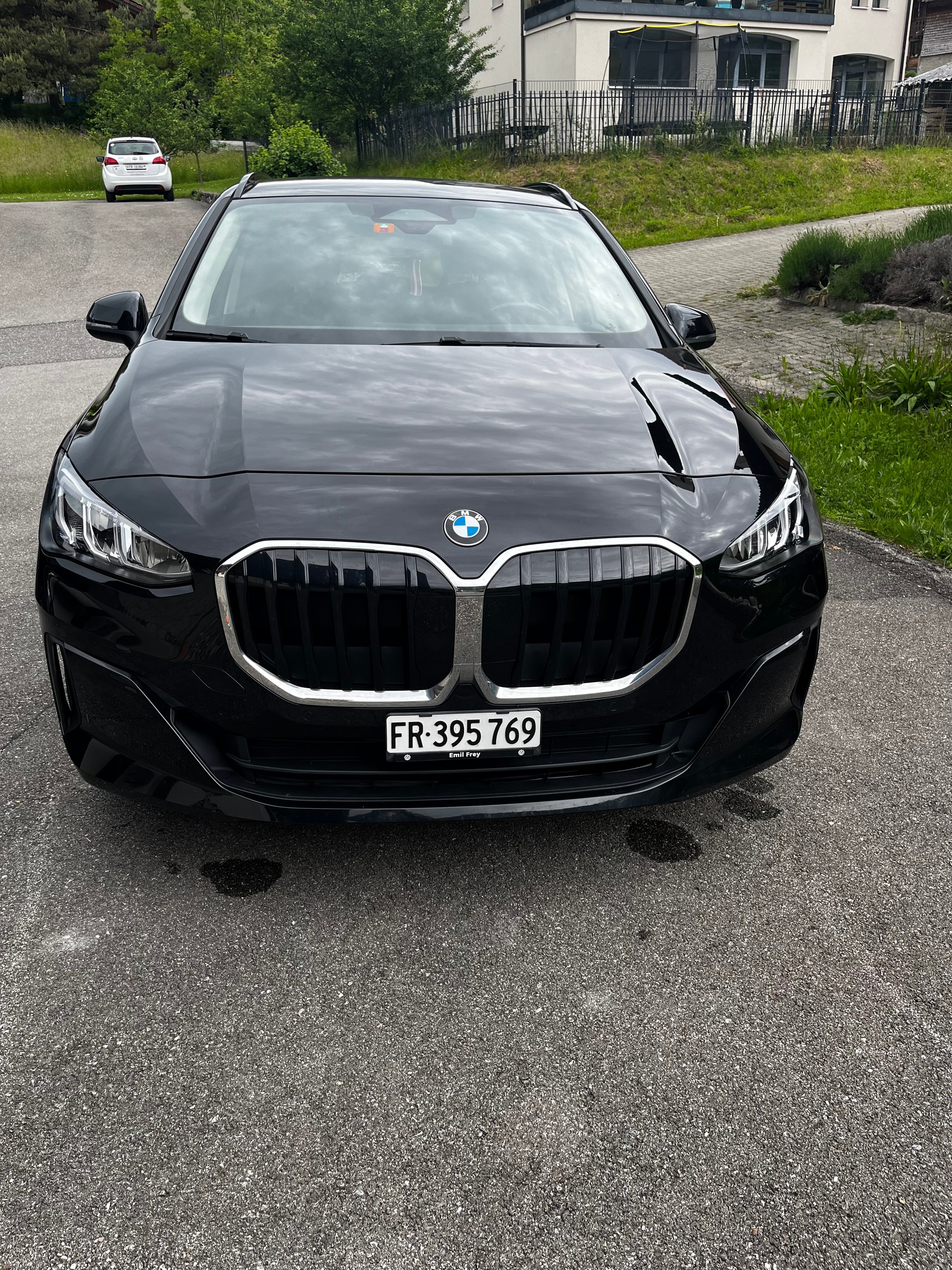 BMW 220i-image-1