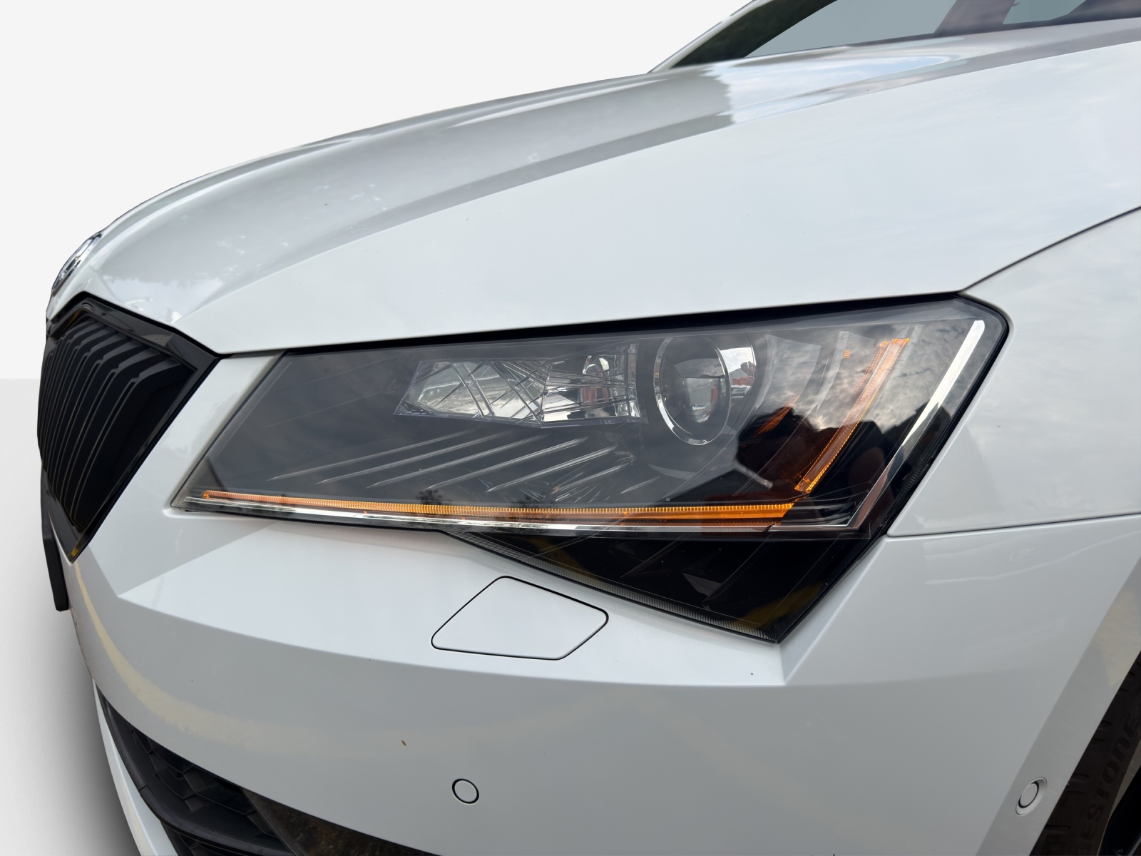 SKODA Superb Combi 2.0 TSI SportLine+ DSG 4x4-image-15