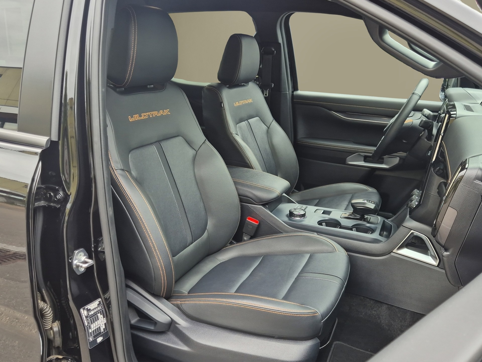 FORD Ranger Wildtrak 3.0 Eco Blue e-4WD Automat-image-20