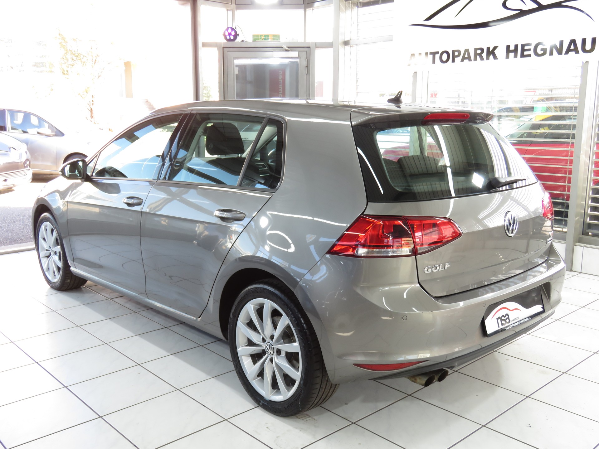 VW Golf 1.4 TSI Highline DSG (Automat)-image-5