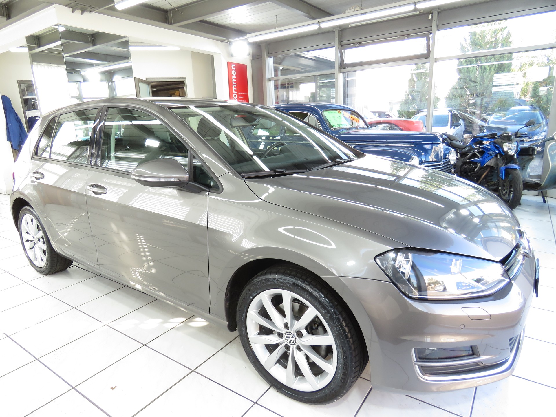 VW Golf 1.4 TSI Highline DSG (Automat)-image-2