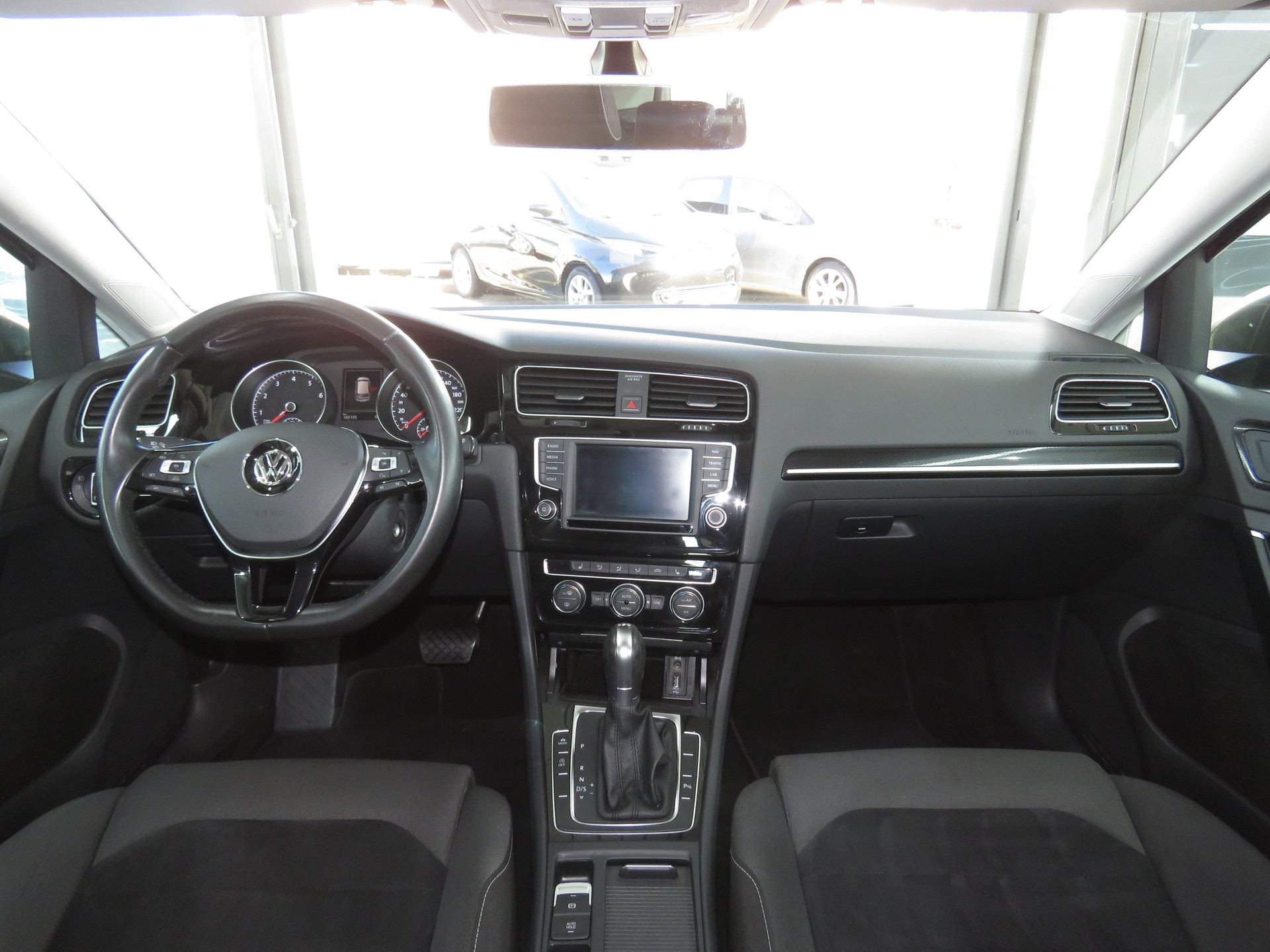 VW Golf 1.4 TSI Highline DSG (Automat)-image-13