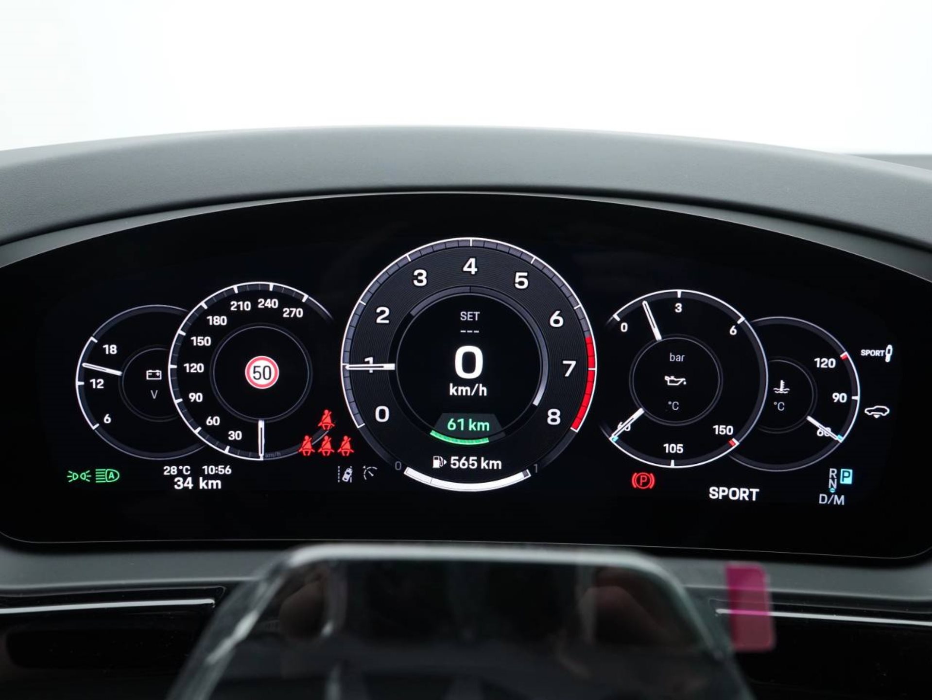 PORSCHE Cayenne E-Hybrid Coupé Black Edition-image-16