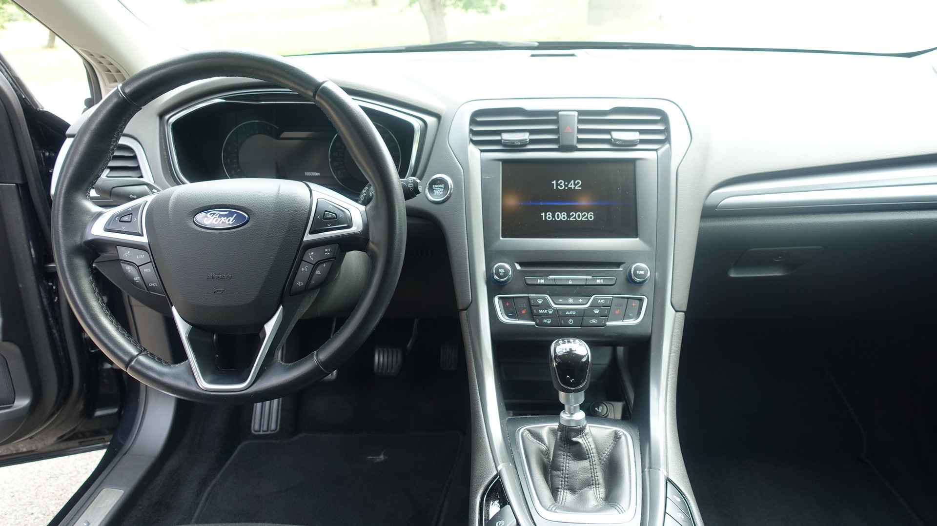 FORD Mondeo 2.0 TDCi Titanium-image-9