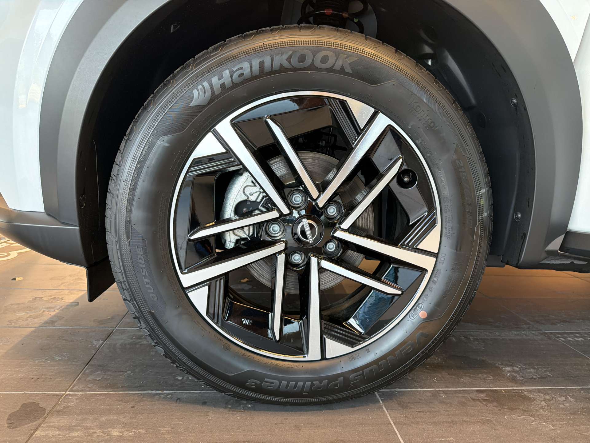 NISSAN Juke 1.0 DIG-T N-Connecta DCT-Automat-image-8