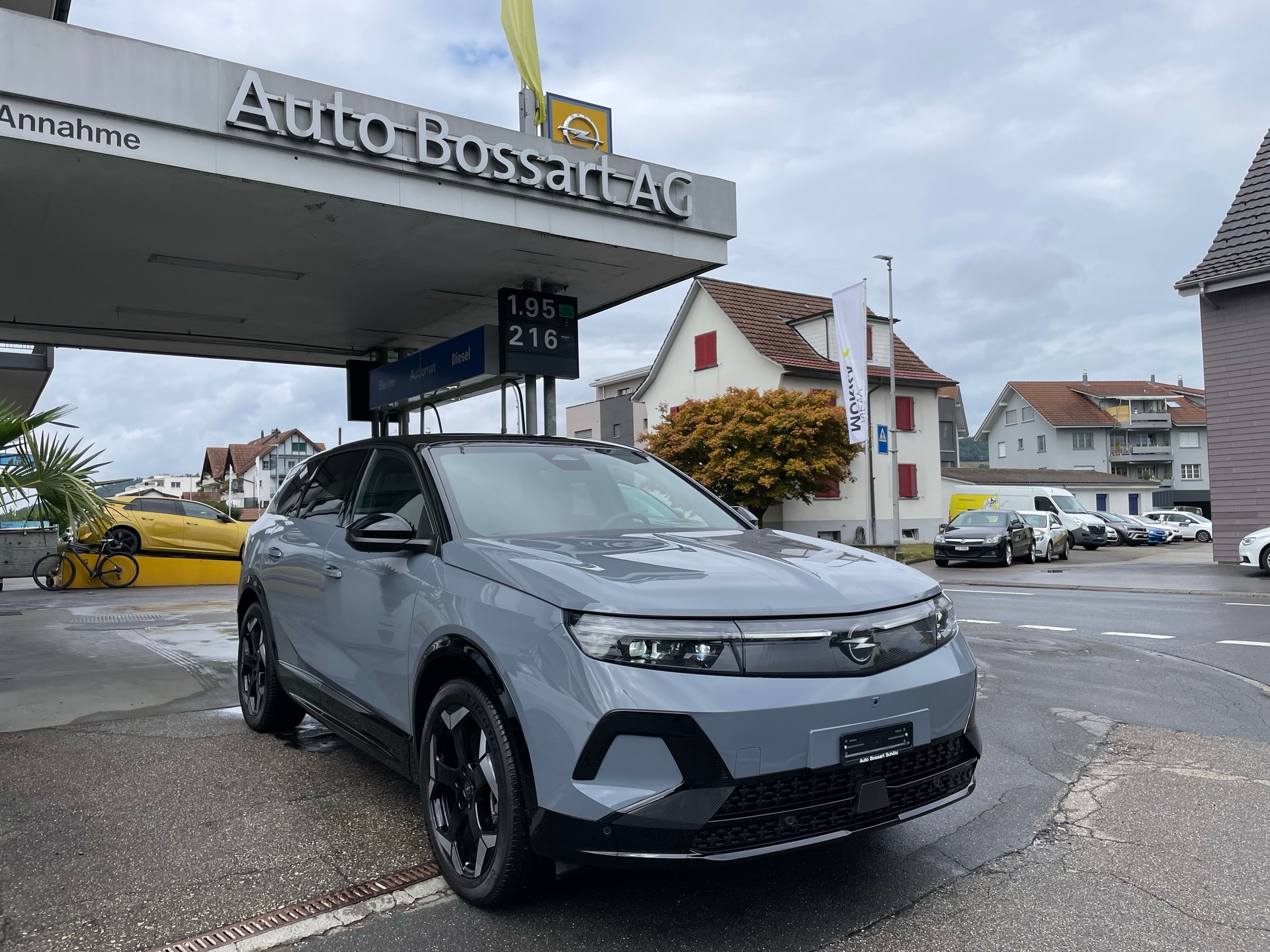 OPEL Grandland Elektro 73kWh Ultimate 4WD-image-0