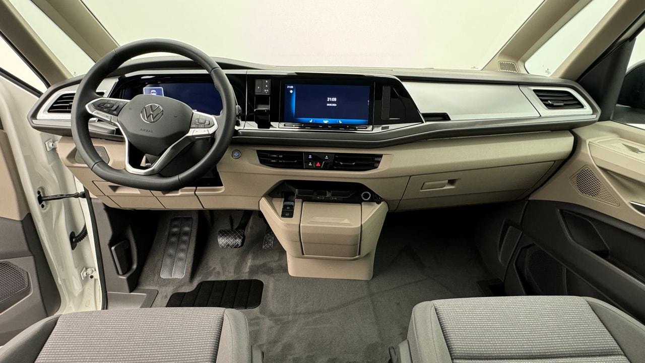 VW Multivan 2.0 TDI Life DSG-image-5