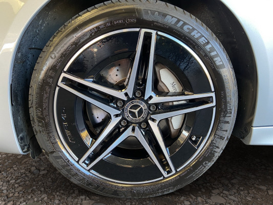 MERCEDES-BENZ C 300de T 4M AMG Line-image-8