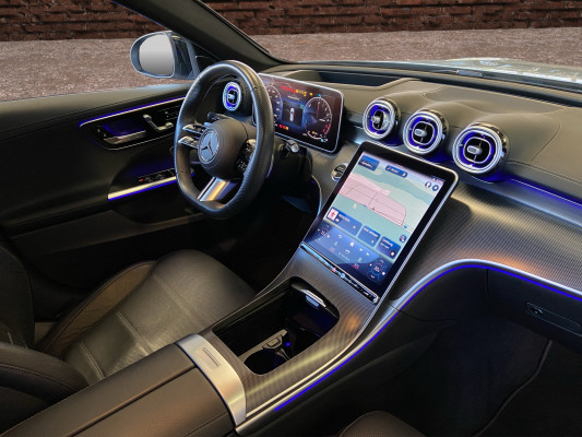 MERCEDES-BENZ C 300de T 4M AMG Line-image-14