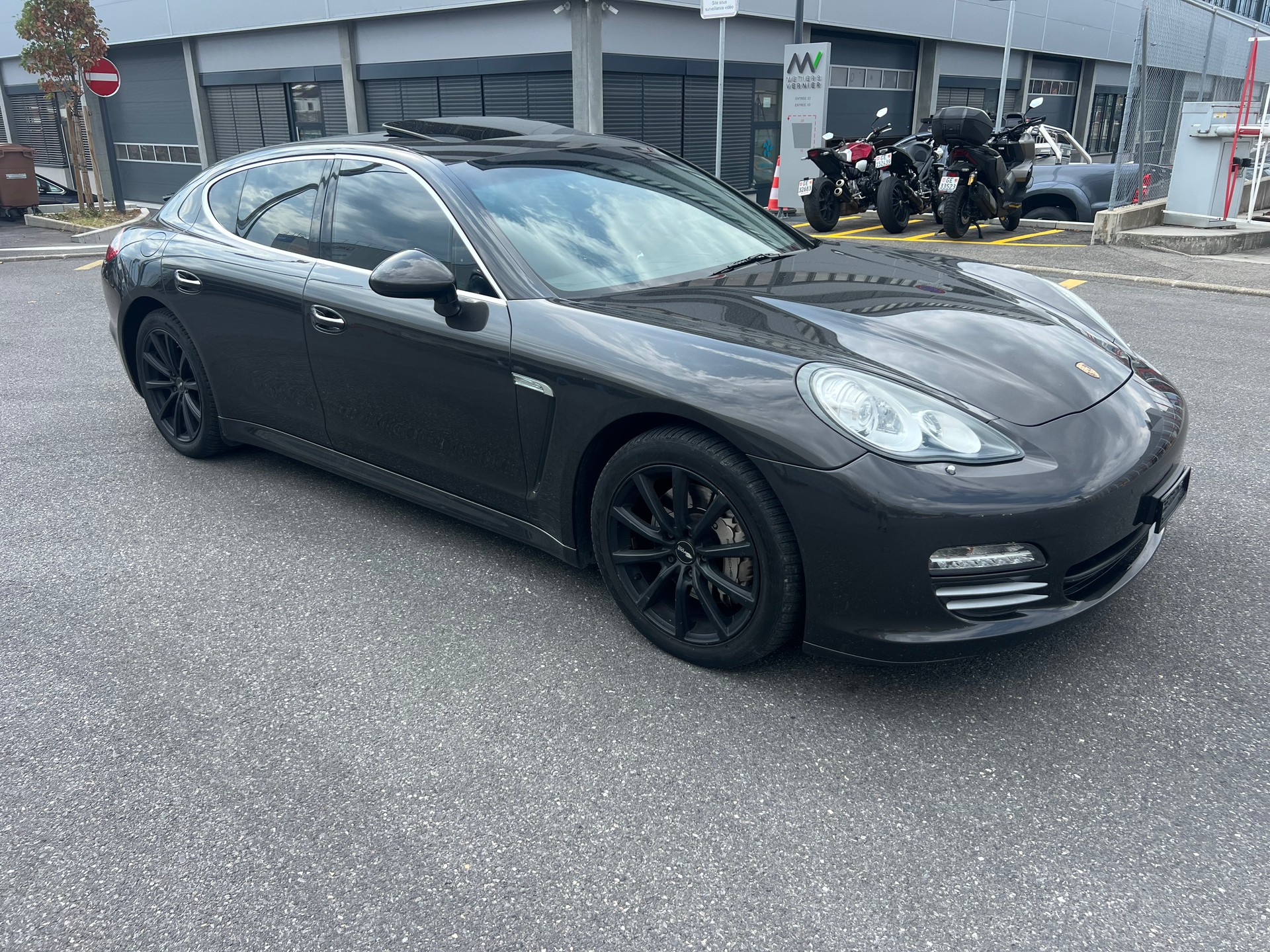 PORSCHE Panamera 4S 4.8 PDK-image-7
