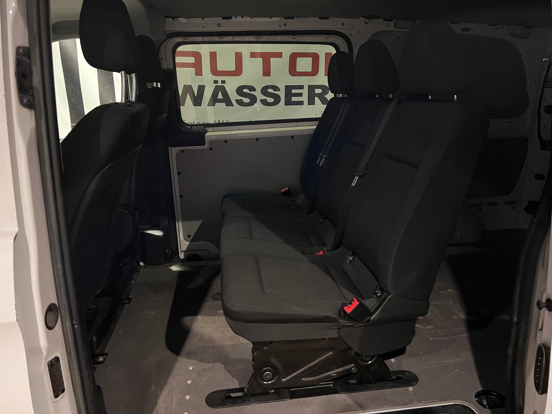 MERCEDES-BENZ Vito 119 BlueTEC Mixto L 4Matic 7G-Tronic Euro 6-image-13