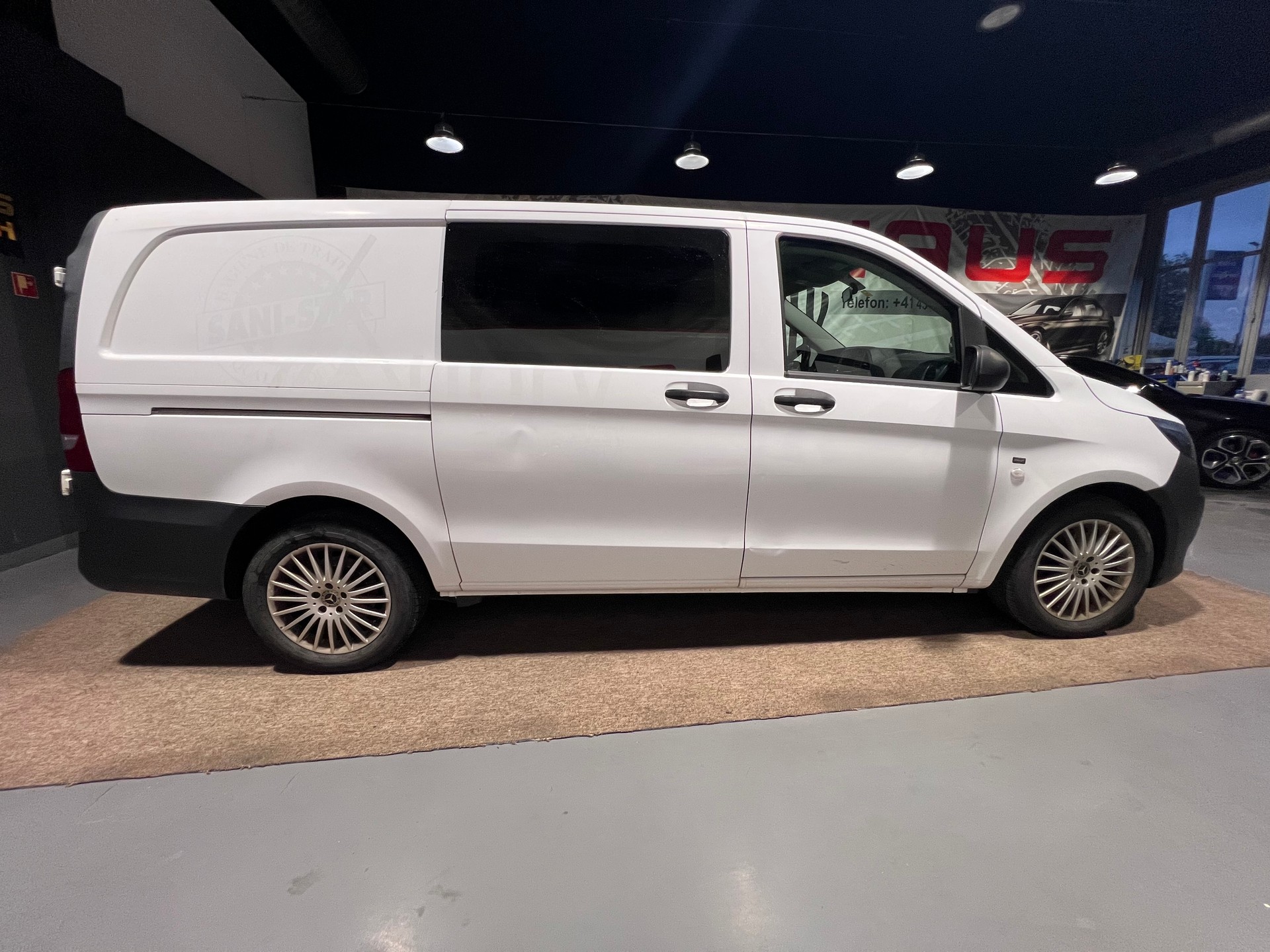 MERCEDES-BENZ Vito 119 BlueTEC Mixto L 4Matic 7G-Tronic Euro 6-image-1