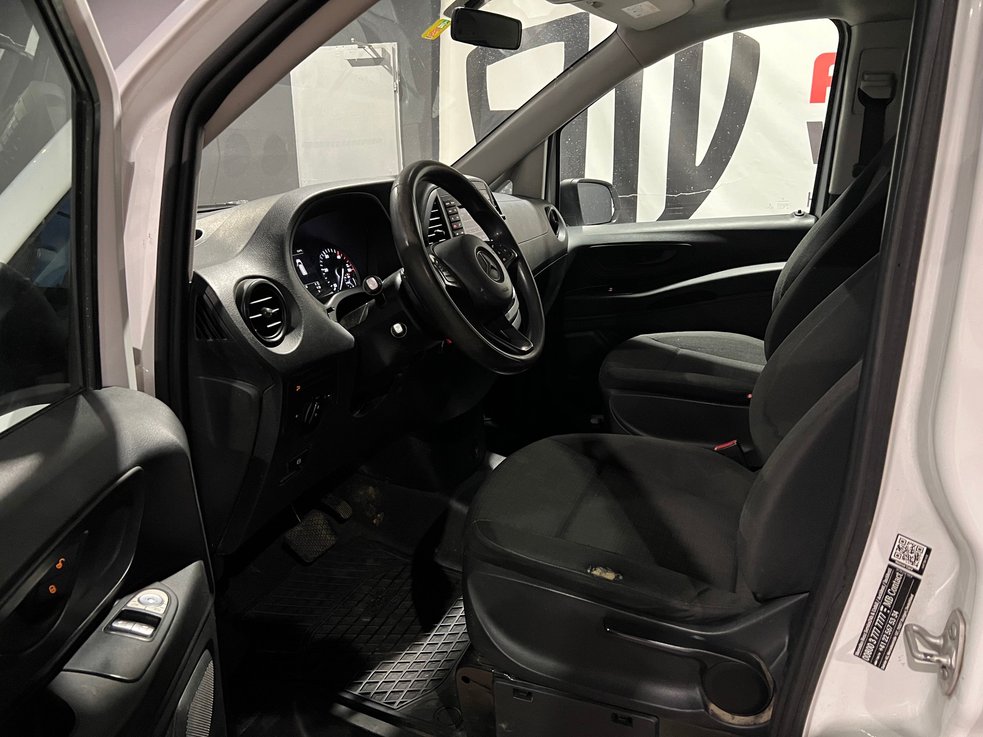 MERCEDES-BENZ Vito 119 BlueTEC Mixto L 4Matic 7G-Tronic Euro 6-image-10