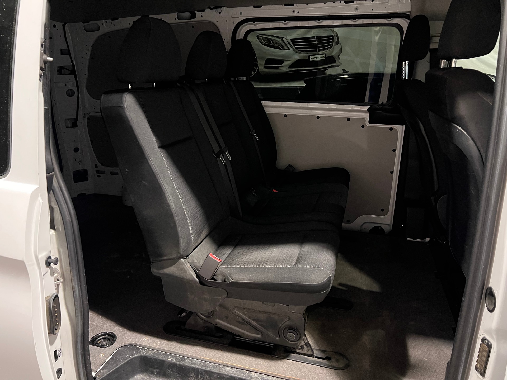 MERCEDES-BENZ Vito 119 BlueTEC Mixto L 4Matic 7G-Tronic Euro 6-image-12