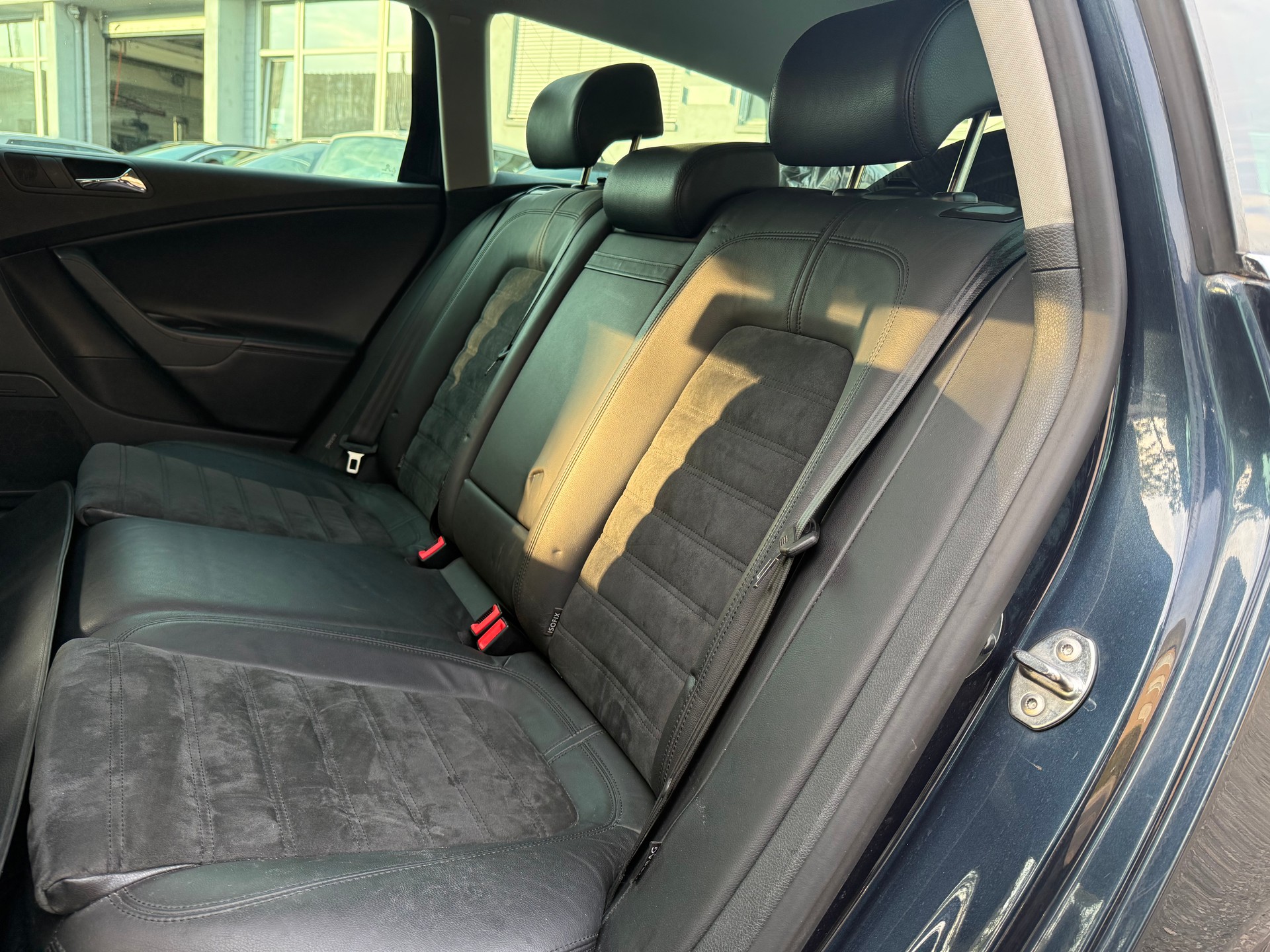 VW Passat Variant 2.0 TDI Highline-image-9