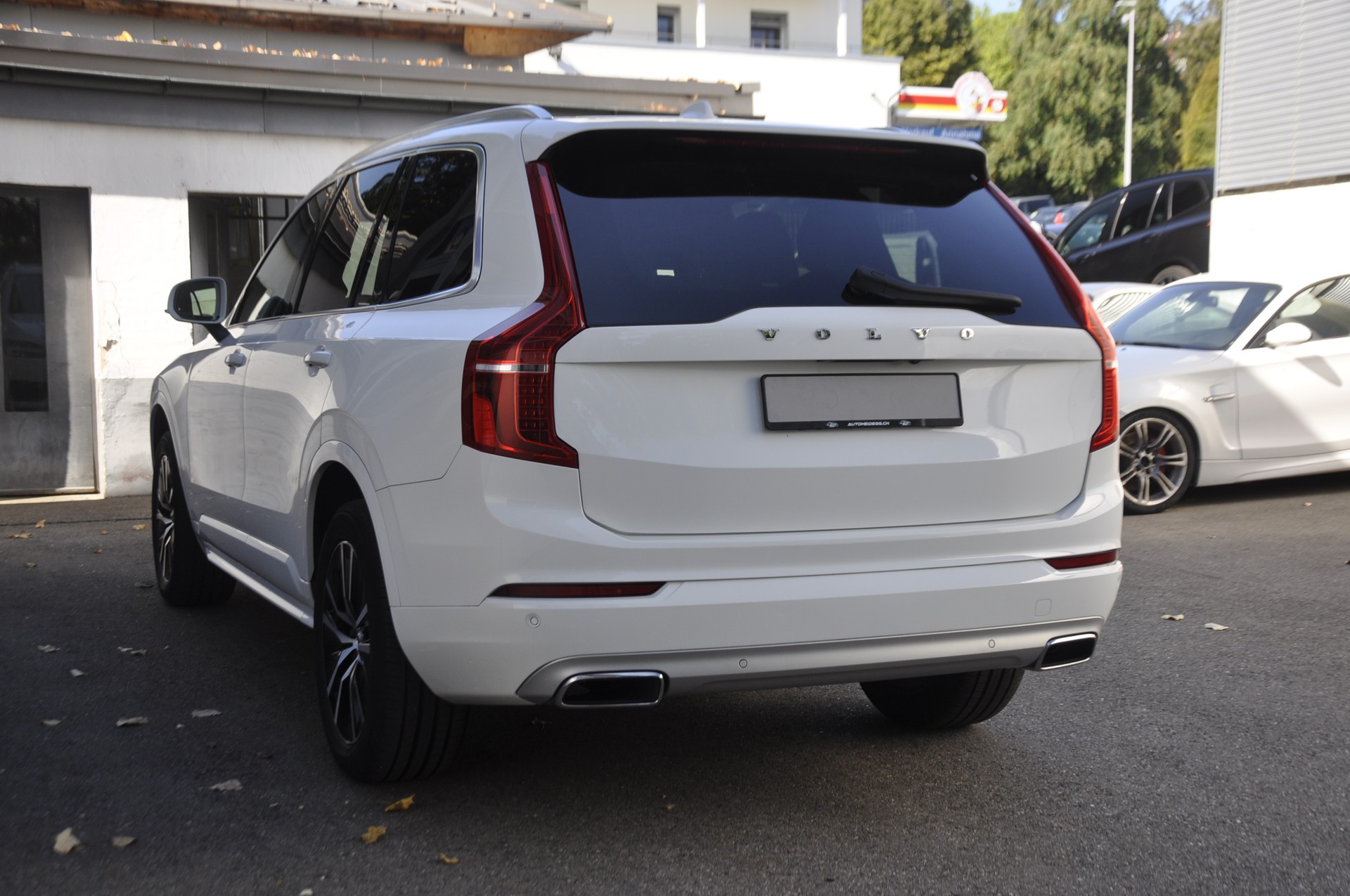 VOLVO XC90 B5 Diesel Mild Hybrid AWD Momentum Geartronic-image-15
