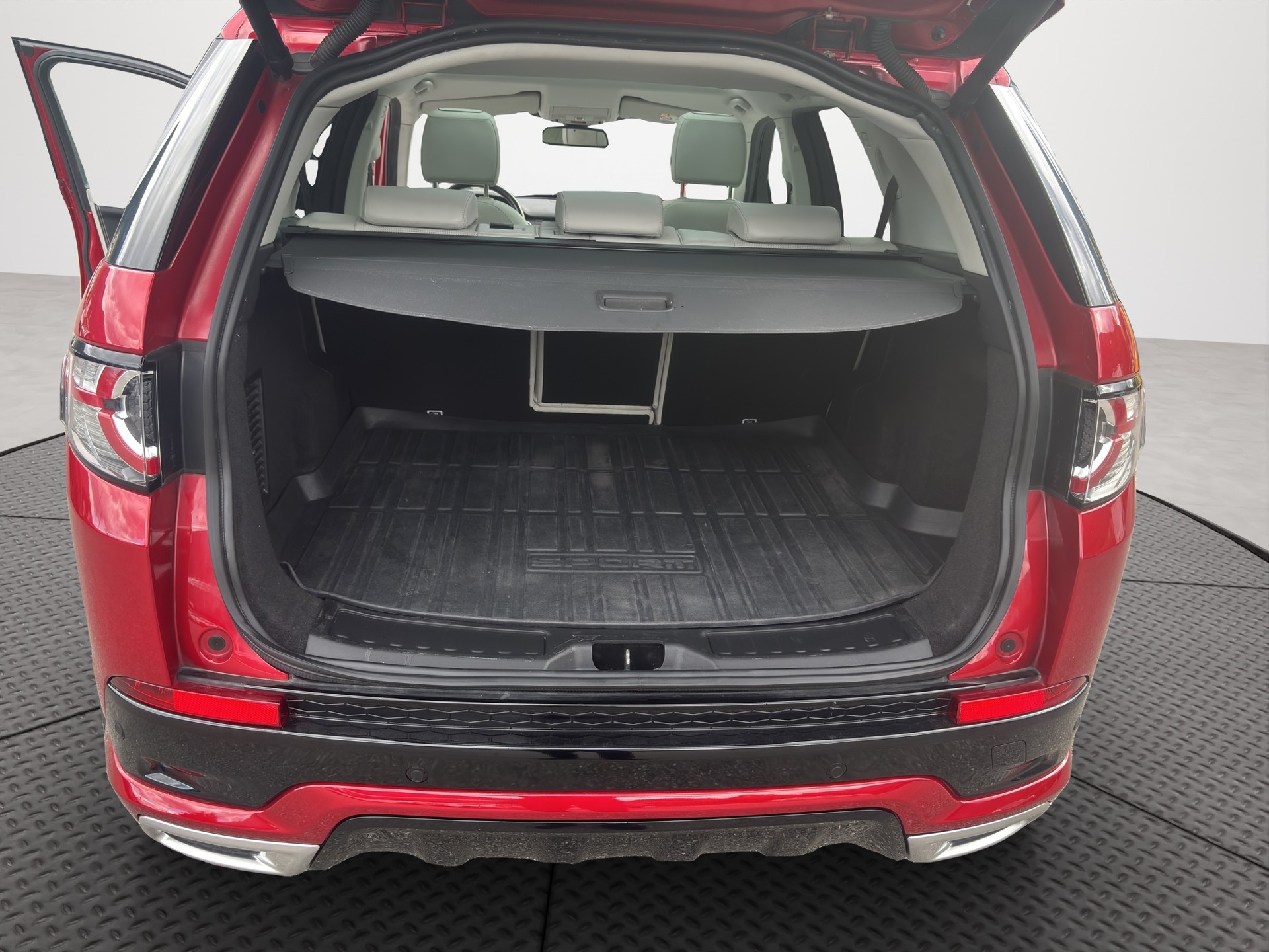 LAND ROVER Discovery Sport 2.0 Si4 HSE Luxury AT9-image-14
