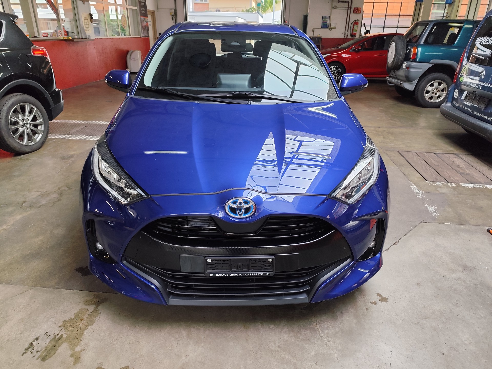 TOYOTA Yaris 1.5 Trend e-CVT-image-3
