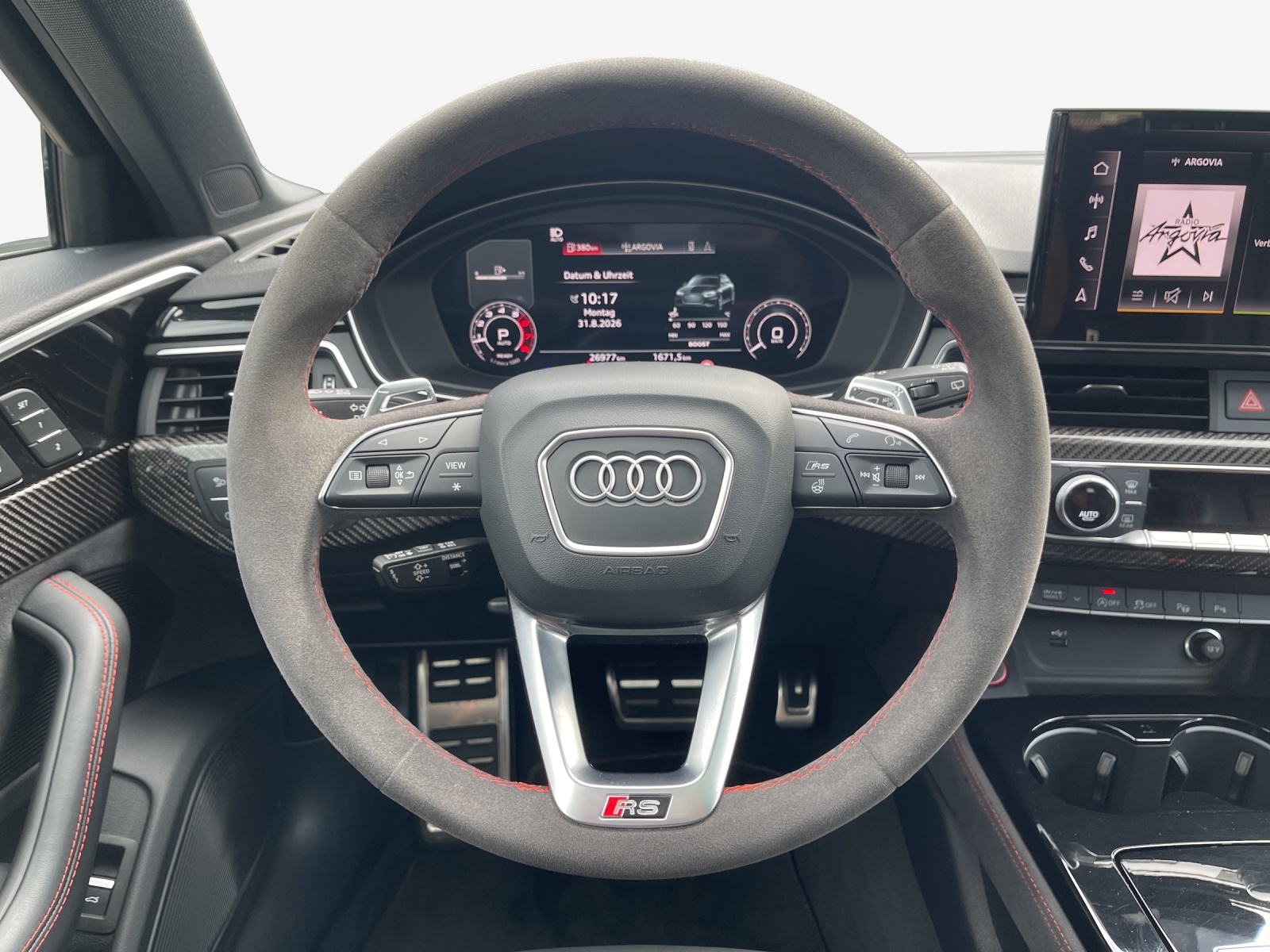 AUDI RS4 Avant quattro tiptronic-image-9
